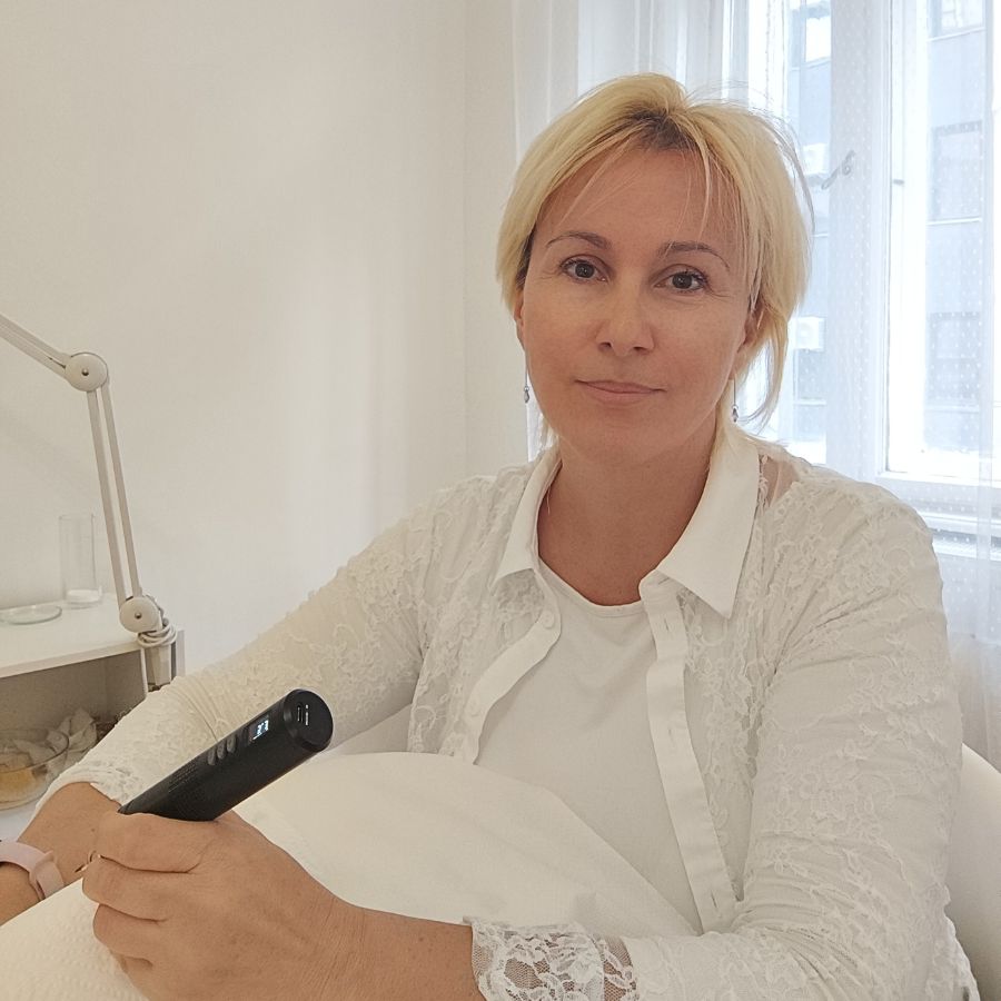 Kerti Eri profi fejbortetovalas vélemények